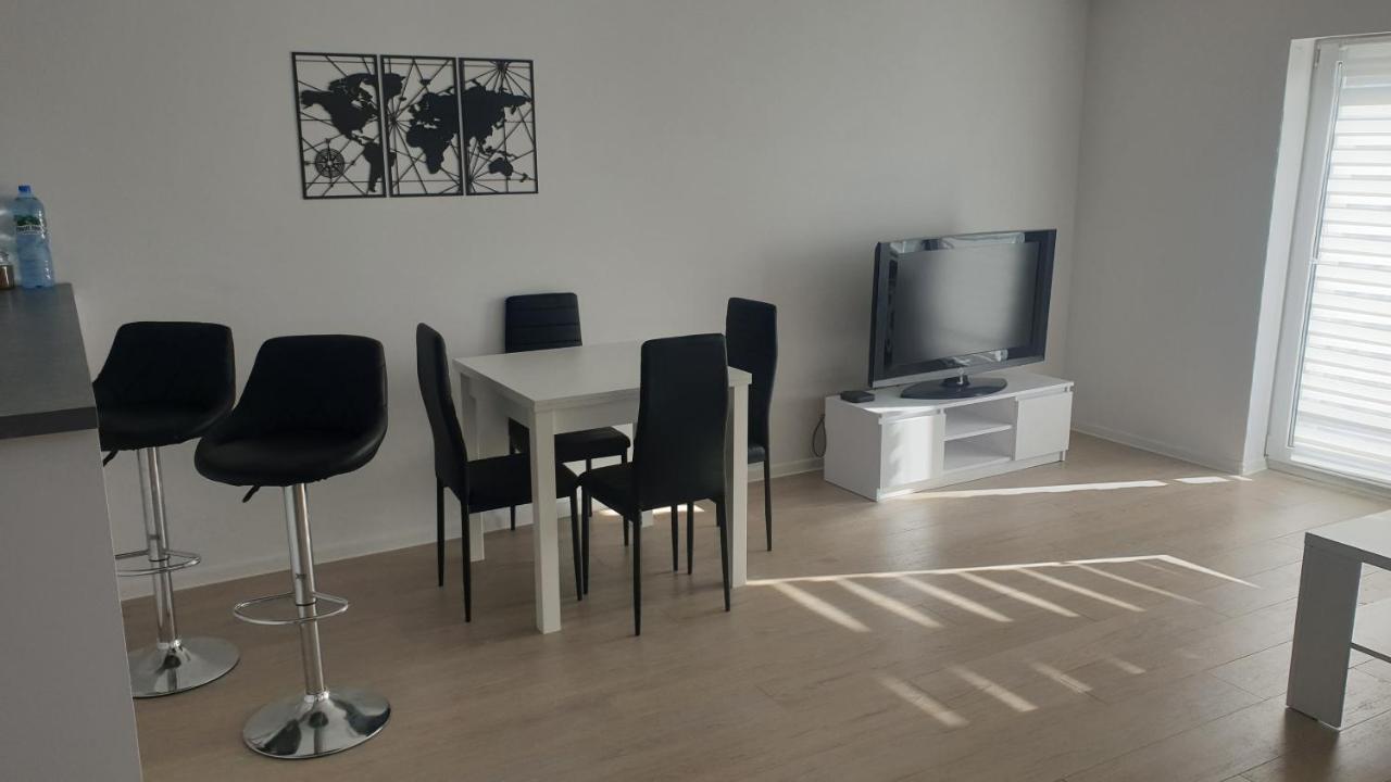 Apartament W Centrum Kielc Z Prywatnym Parkingiem كيلتشي المظهر الخارجي الصورة
